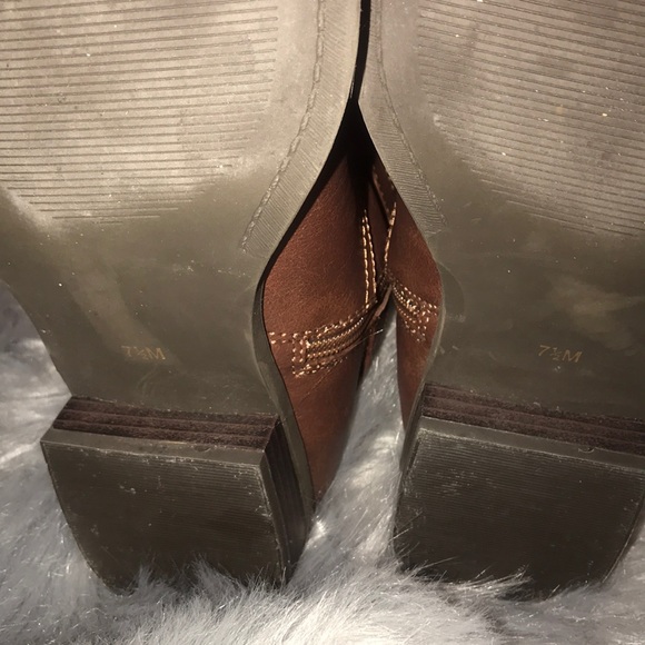 G by Guess brown boots - Picture 4 of 7